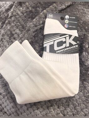 TCK Pro DRI Men's Athletic
Socks - White - Size M
NWT